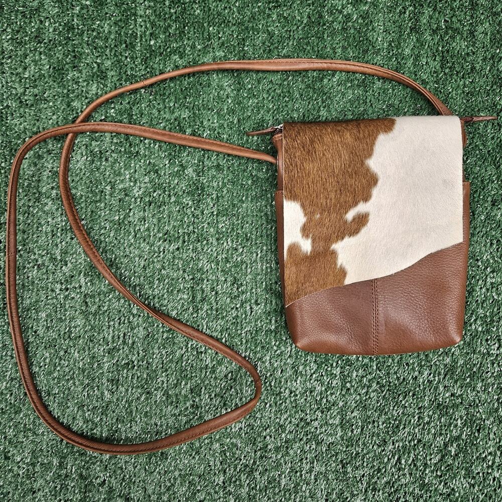 ILI Calf Fur Genuine Leather Crossbody Purse Excellent Condition